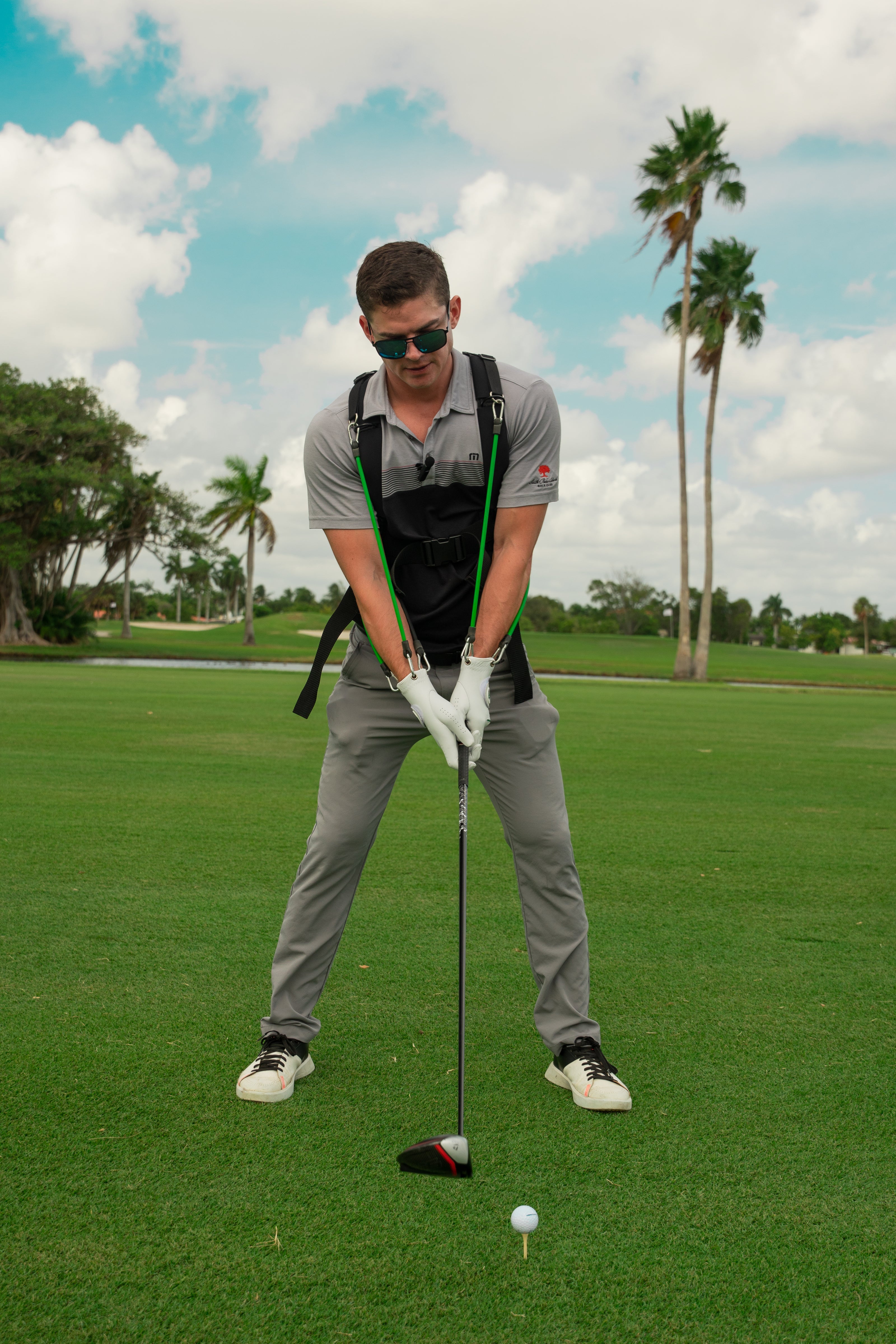 Front Golf Posture Full Body.jpg__PID:6fe31ac7-a67b-4565-837c-50b6ba75dfd7